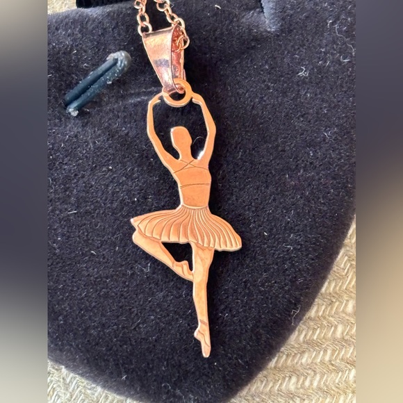 Rose Gold Ballerina in Light up Heart Box - Picture 3 of 6